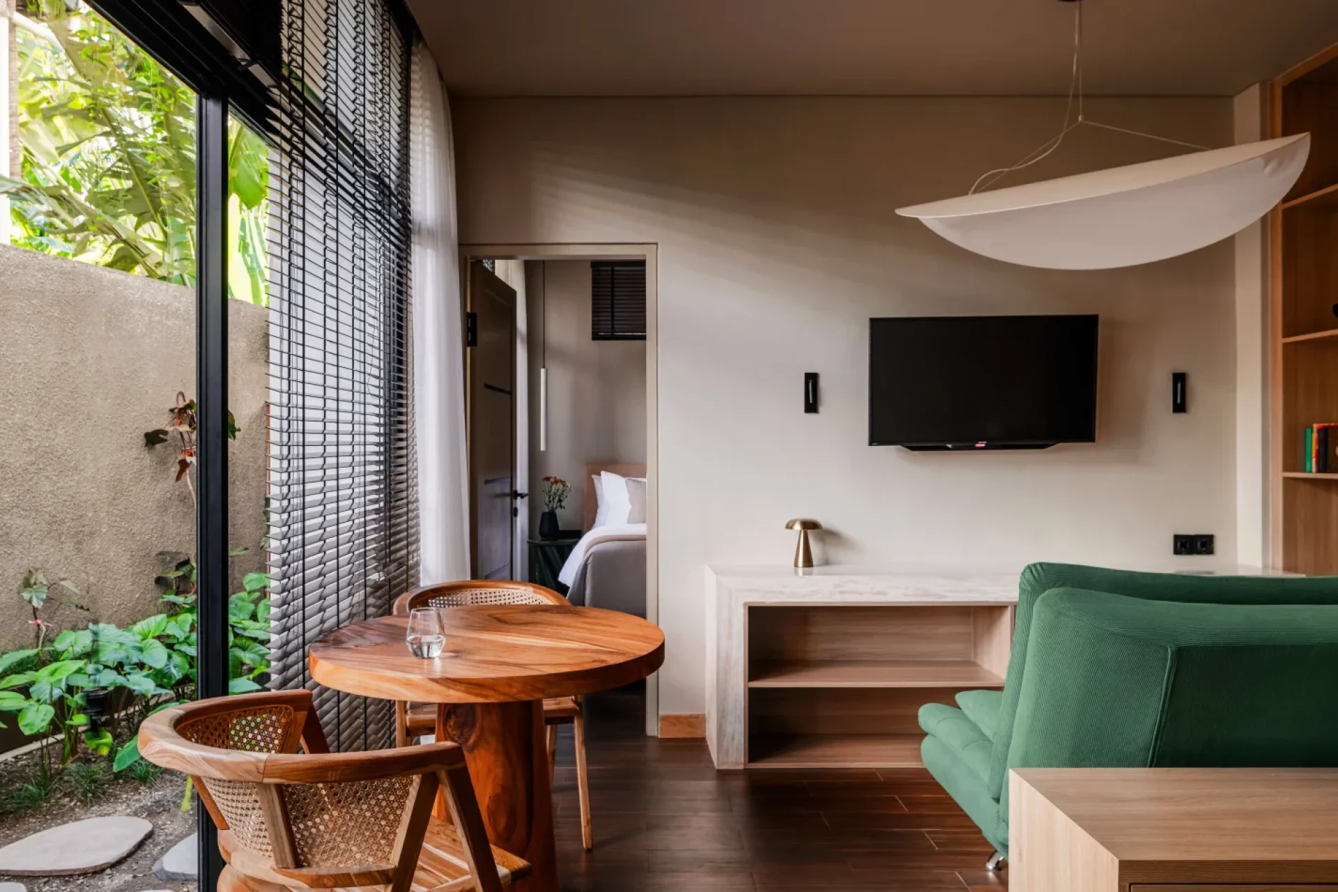 SIGNATURE SUITE PRIVATE GARDEN2